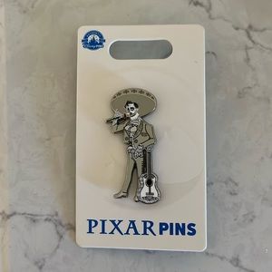 Disney coco pin brand new